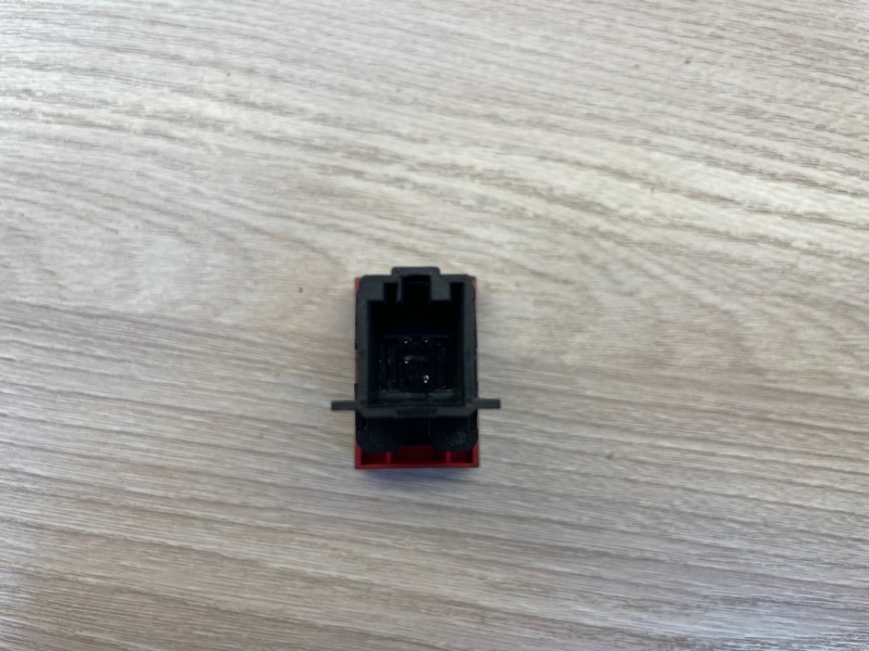 Кнопка аварийной сигнализации