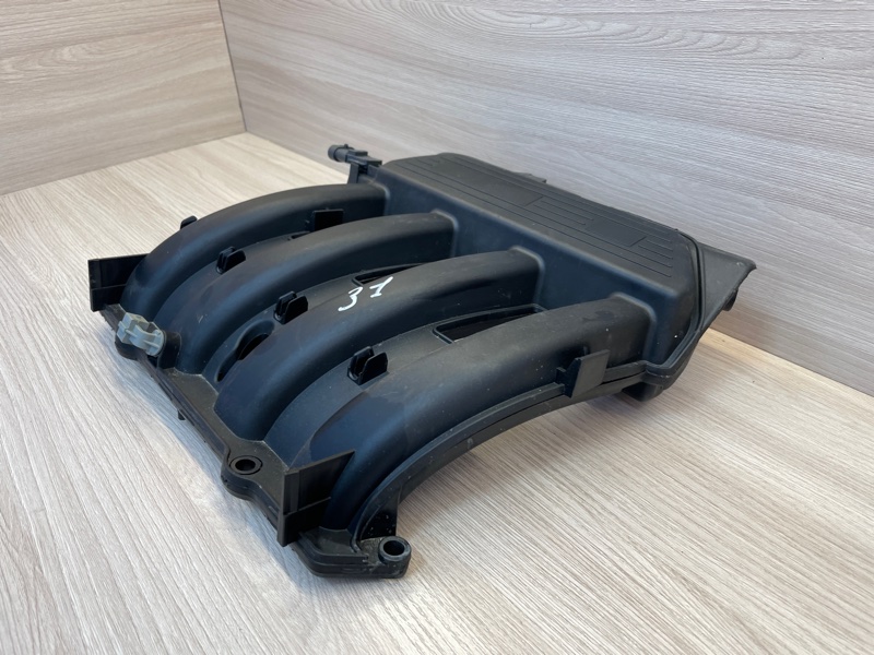 Впускной коллектор