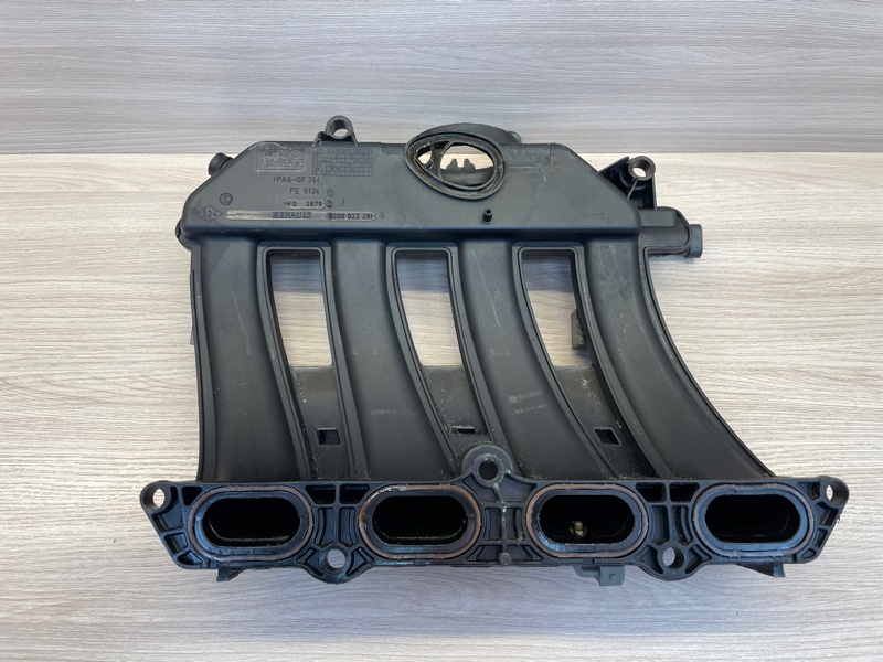 Впускной коллектор