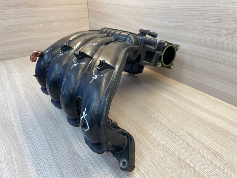 Впускной коллектор