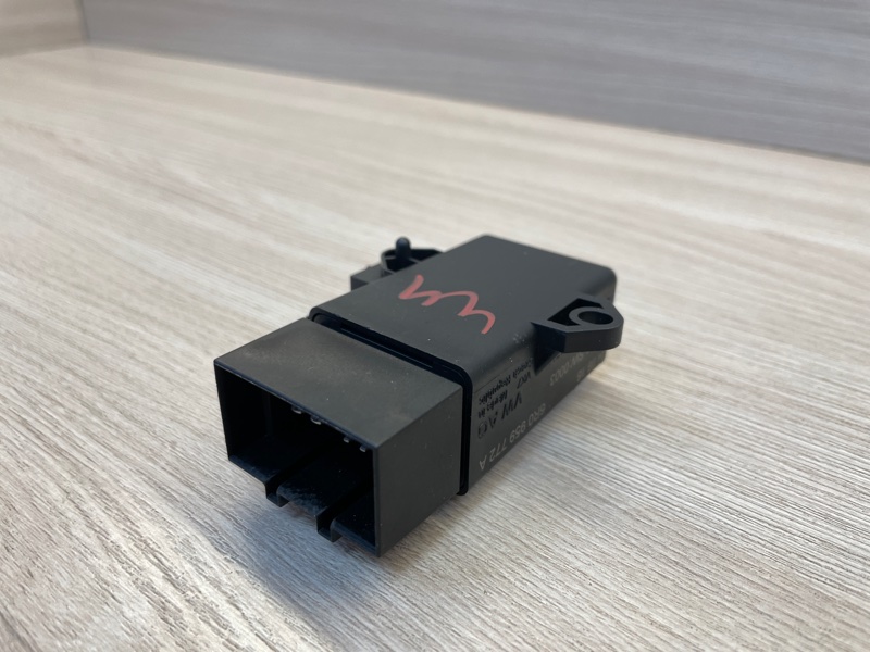 Блок управления подогревом сидений