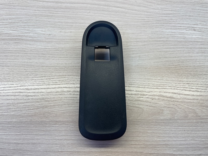 Накладка кнопки стеклоподъемника