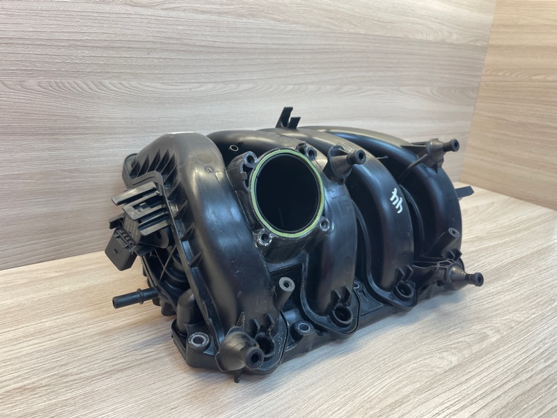 Впускной коллектор