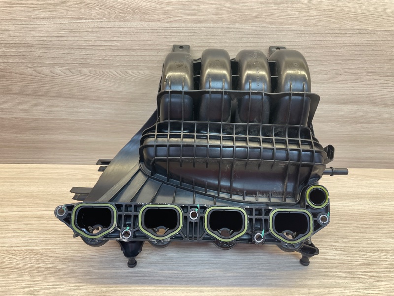 Впускной коллектор