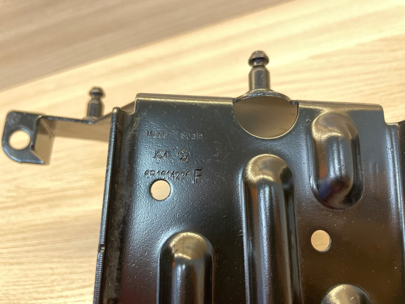 Кронштейн блока ABS