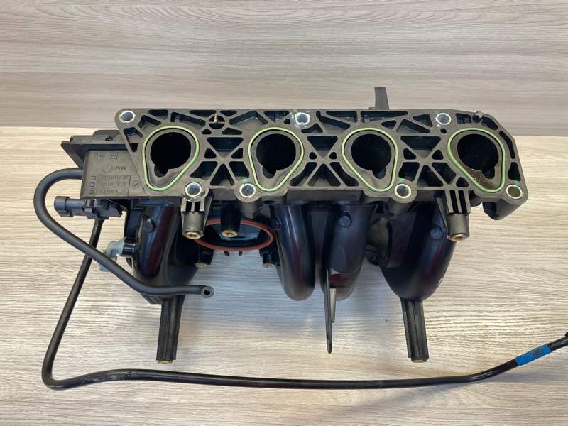 Впускной коллектор