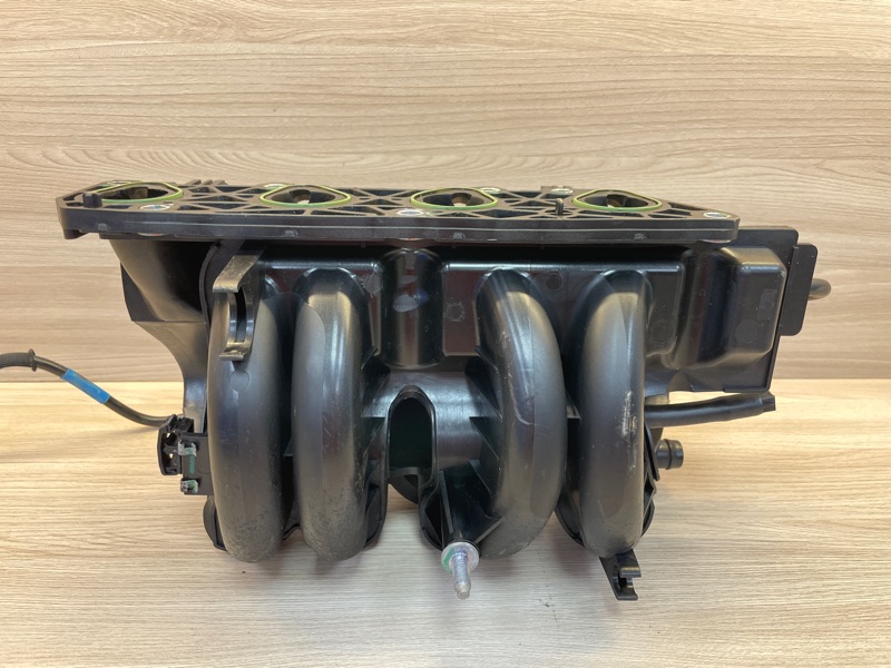 Впускной коллектор