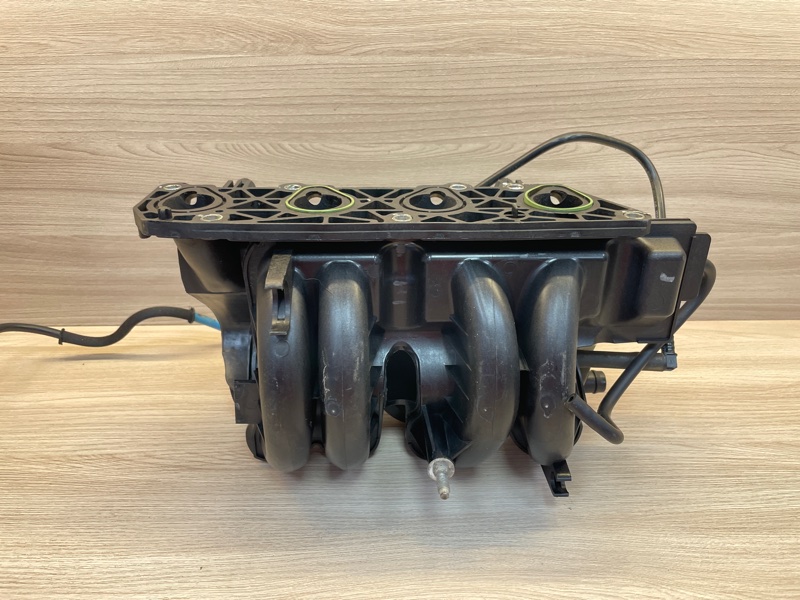 Впускной коллектор