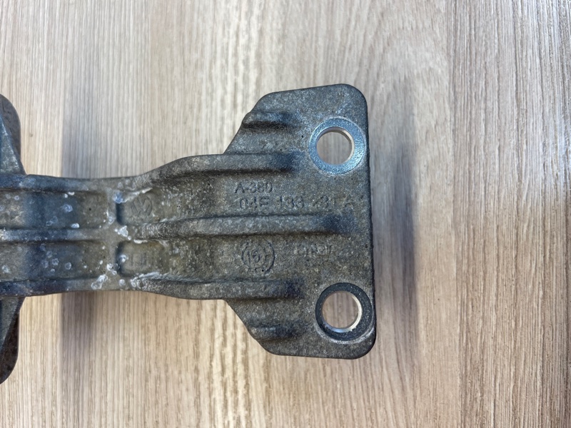 Кронштейн дроссельной заслонки