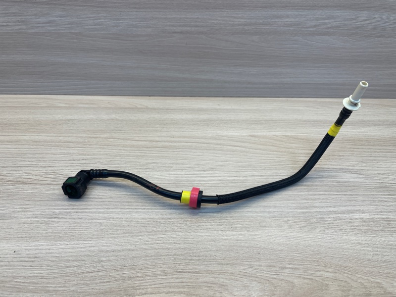 Трубка топливная