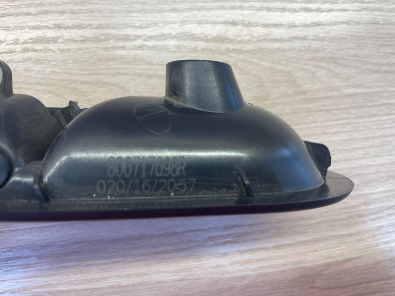 Внутренняя  ручка двери