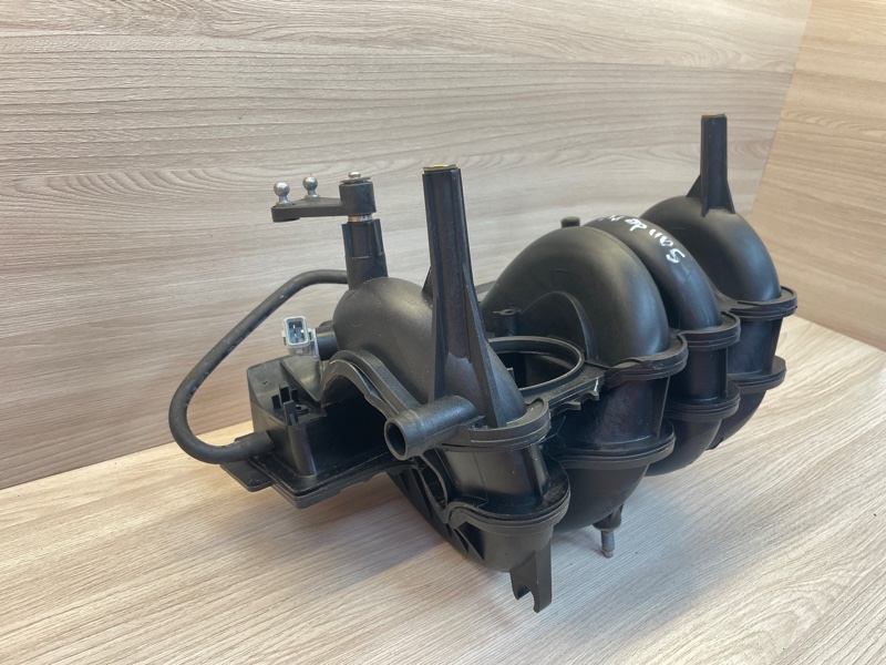 Впускной коллектор