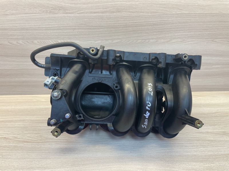 Впускной коллектор