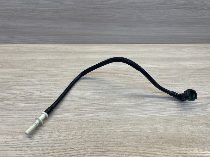 Трубка топливная