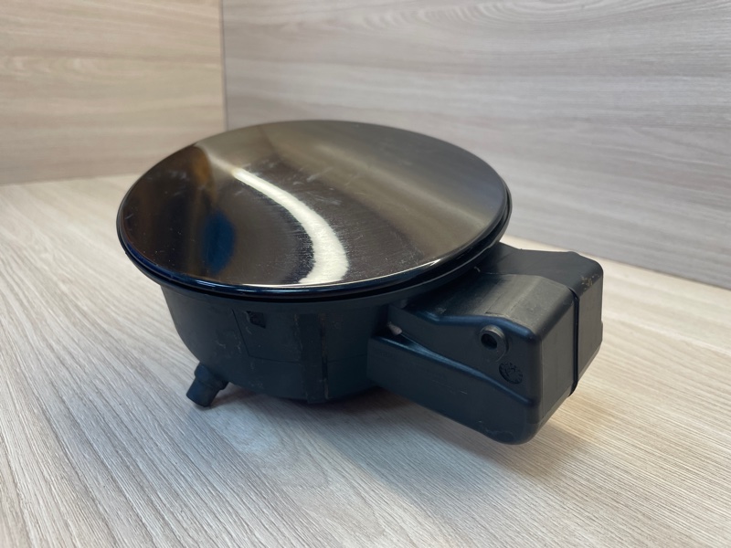 Лючок бензобака