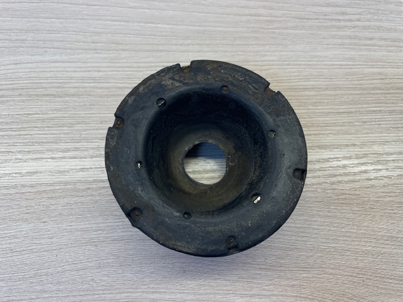 Верхняя опора    пружины