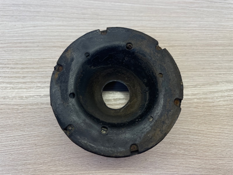 Верхняя опора    пружины