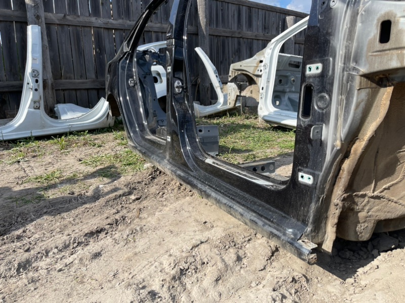 Боковина кузова