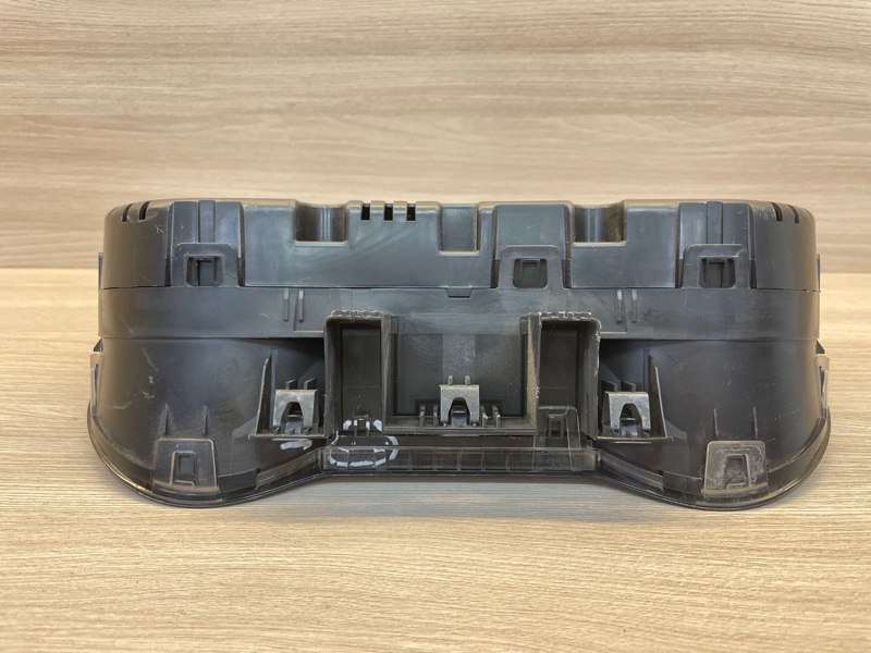 Щиток приборов