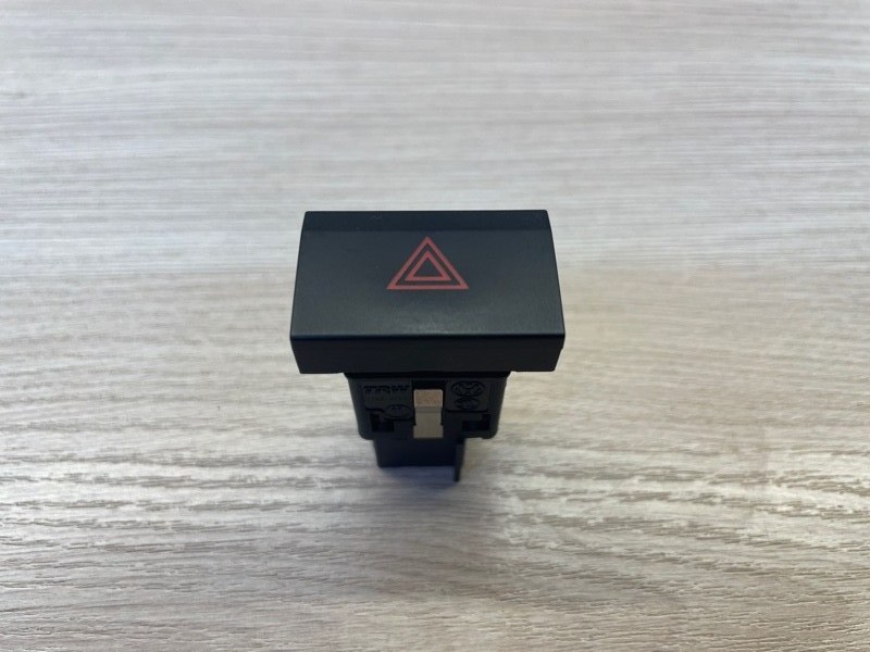 Кнопка аварийной сигнализации