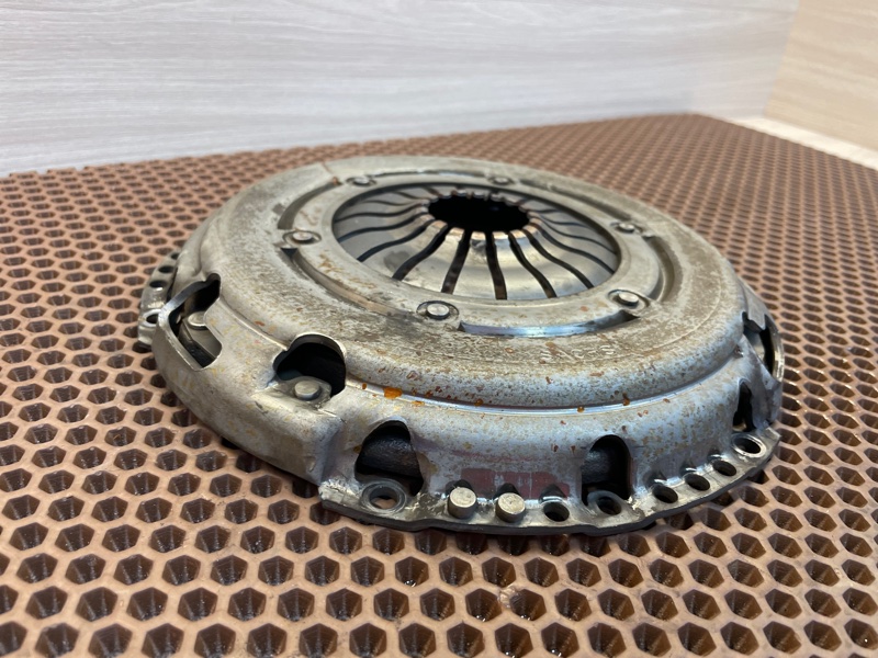 Корзина сцепления