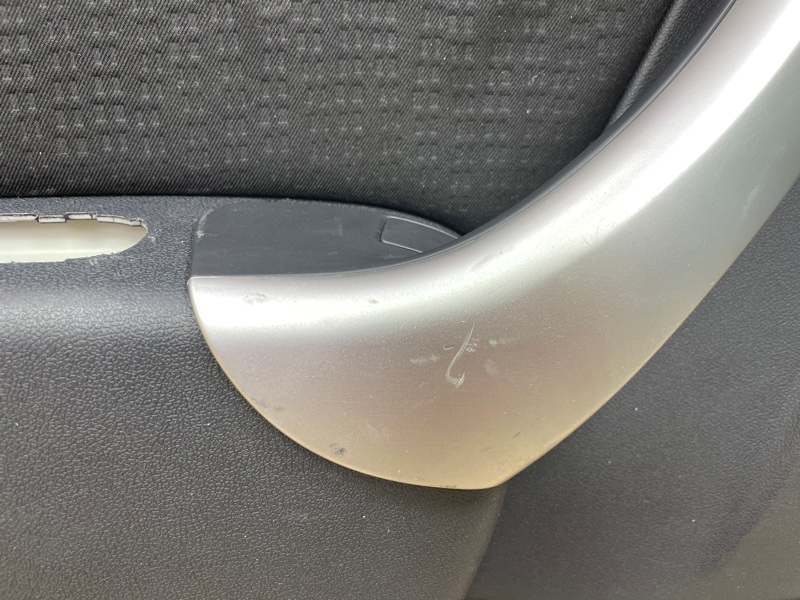 Обшивка боковой двери