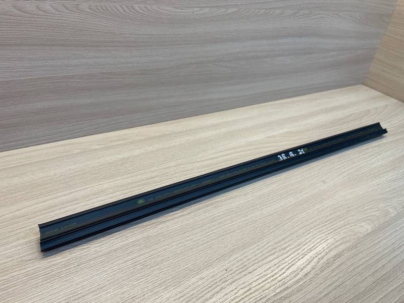 Уплотнитель стекла двери внутренний