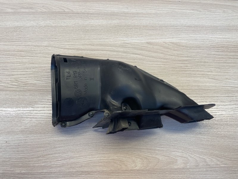 Воздуховод салона