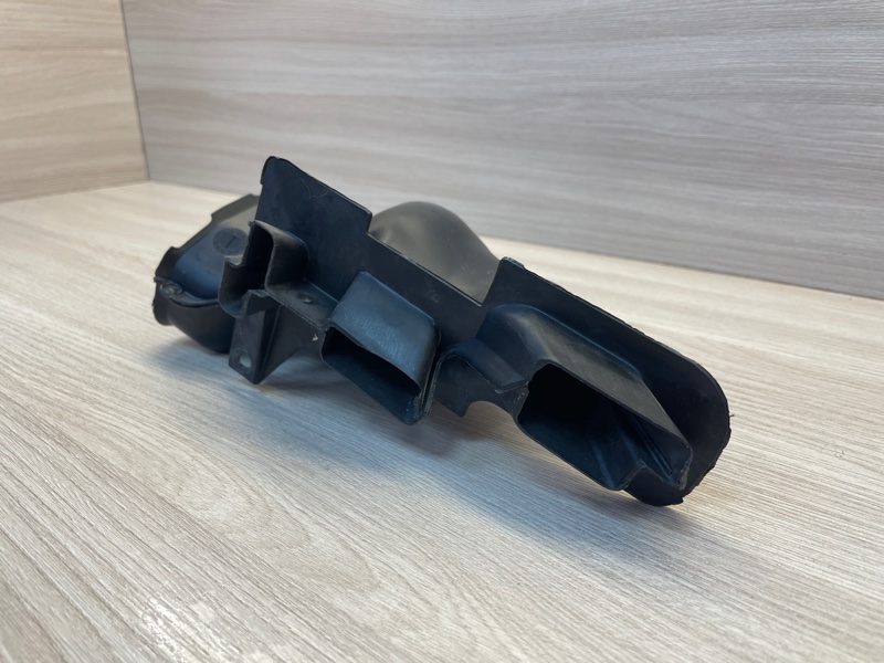 Воздуховод салона