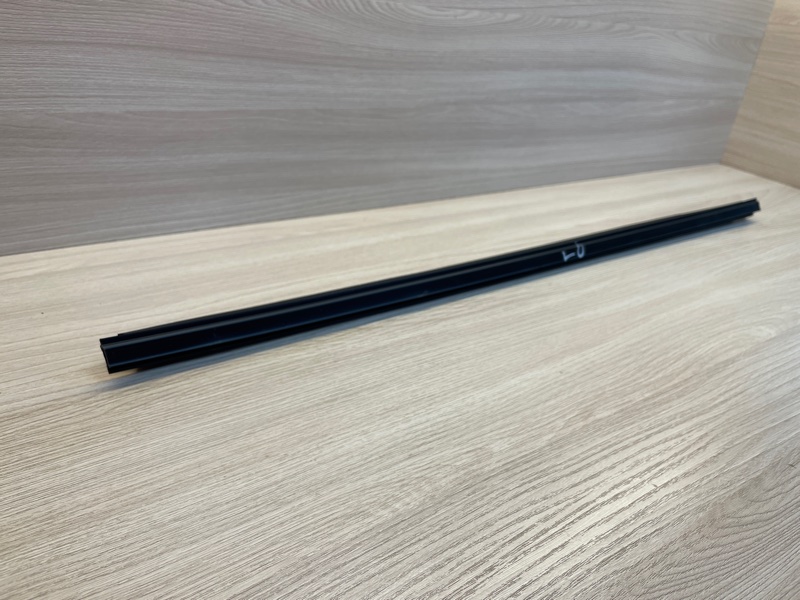 Уплотнитель стекла двери внутренний