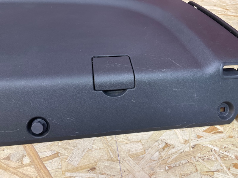 Полка багажника