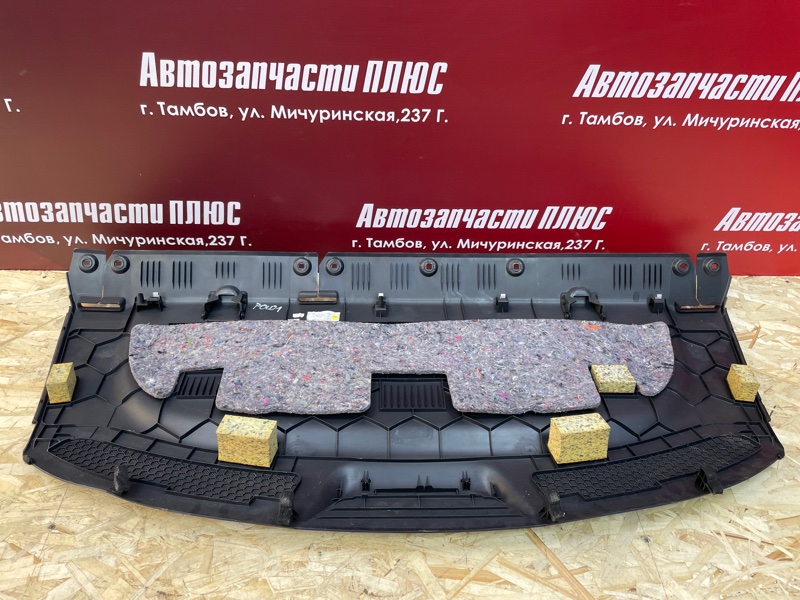 Полка багажника