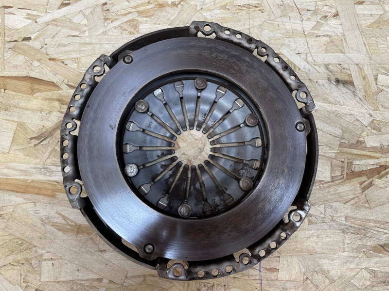 Корзина сцепления