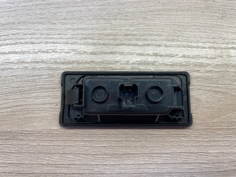 Плафон подсветки номера