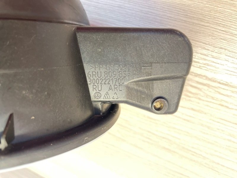 Лючок бензобака