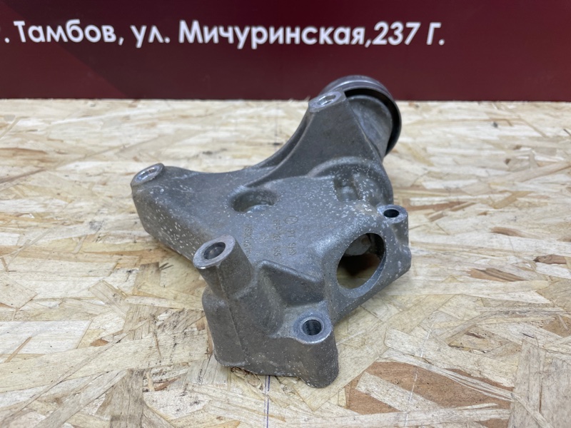 Кронштейн компрессора кондиционера