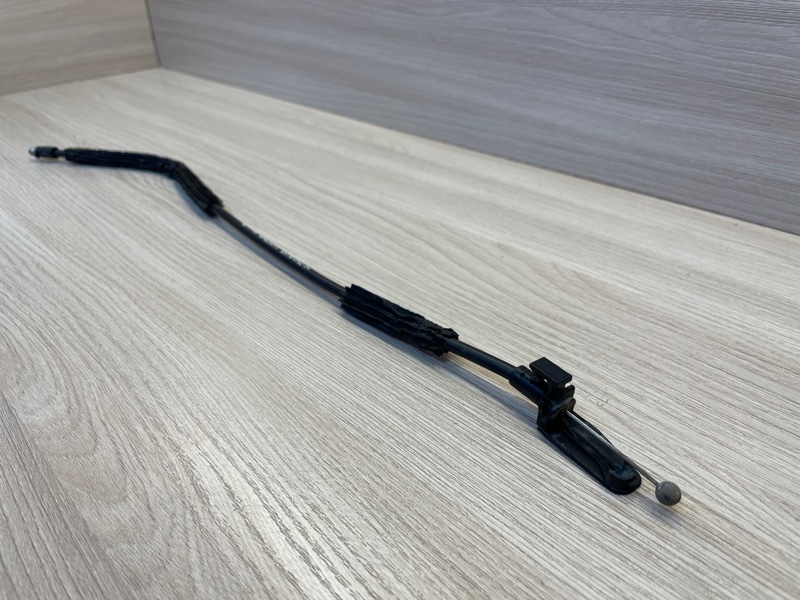 Трос замка капота