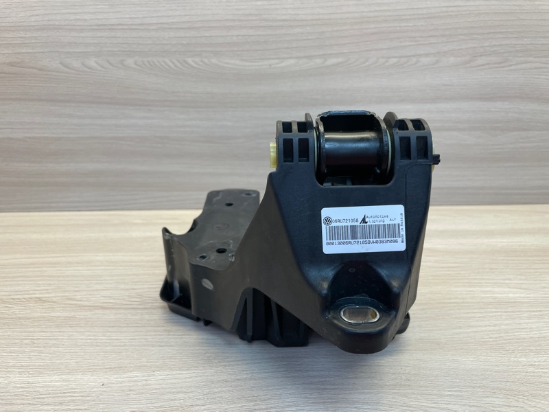 Педаль тормоза