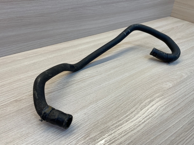 Патрубок радиатора