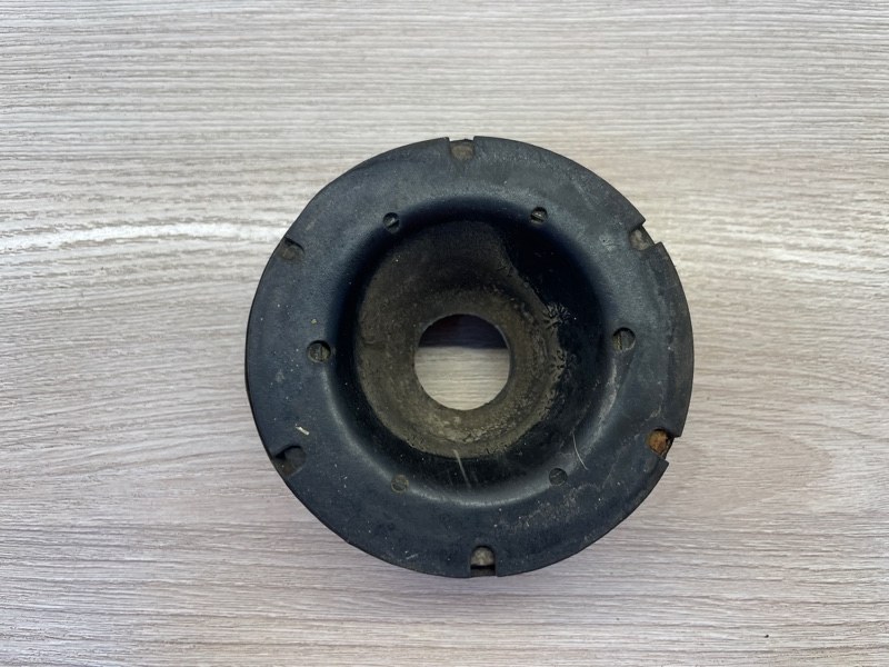 Верхняя опора    пружины