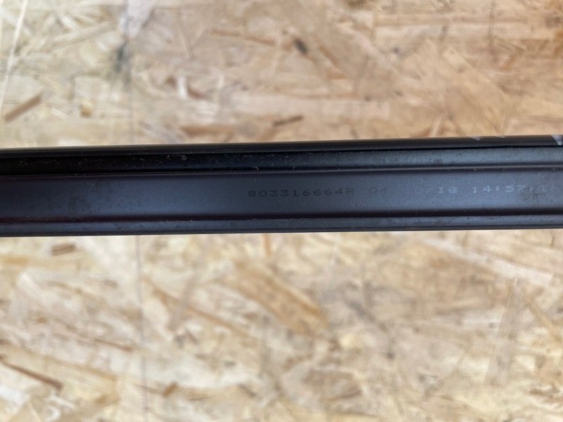 Уплотнитель стекла двери внутренний