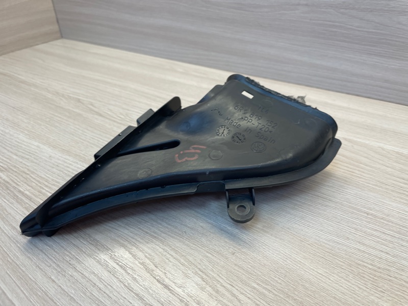 Воздуховод салона