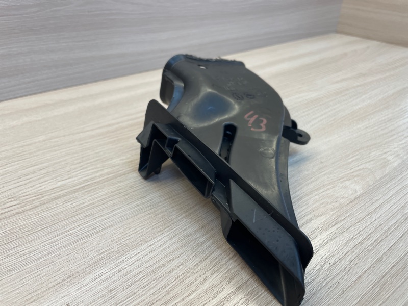 Воздуховод салона