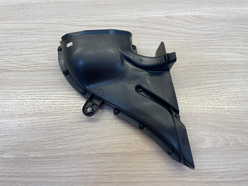 Воздуховод салона