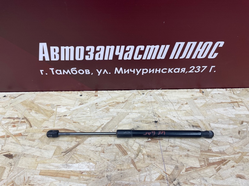 Амортизатор багажника