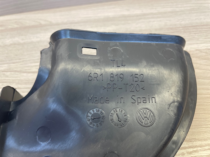 Воздуховод салона