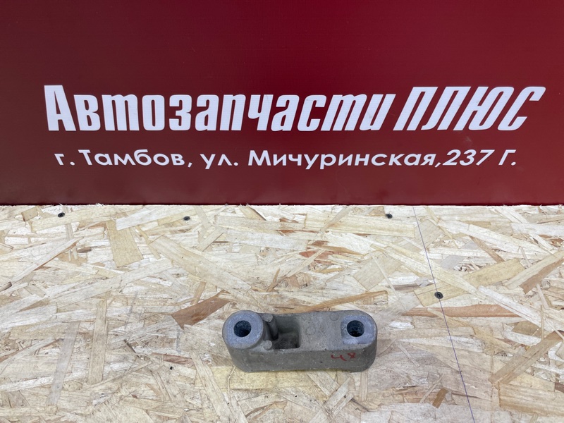 Кронштейн опоры кпп