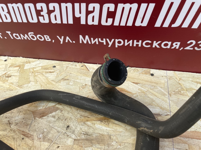 Патрубок радиатора