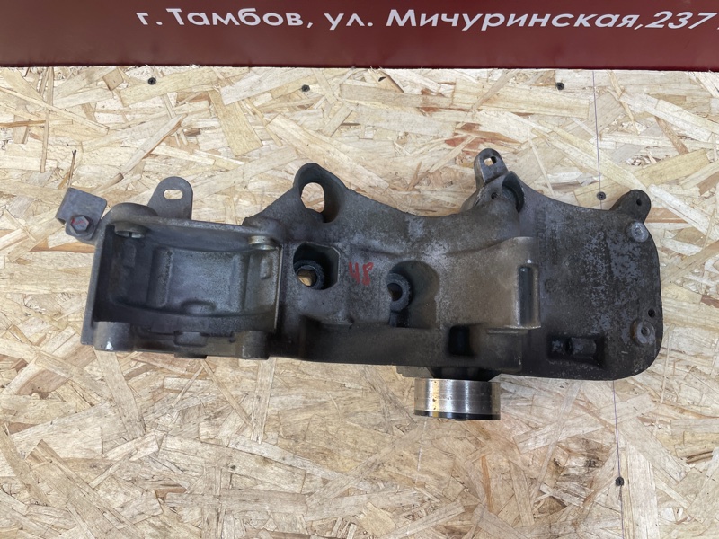 Кронштейн генератора