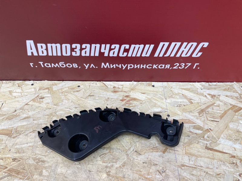 Кронштейн бампера
